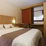 Ibis 호텔 3*