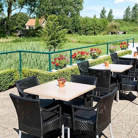 Ibis Hotel